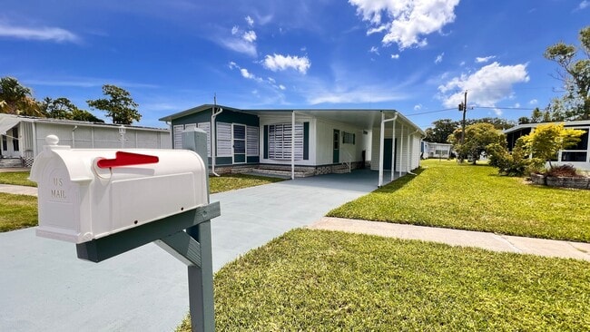 Building Photo - Fully Renovated 2BR/2BA Home in Port Orang...