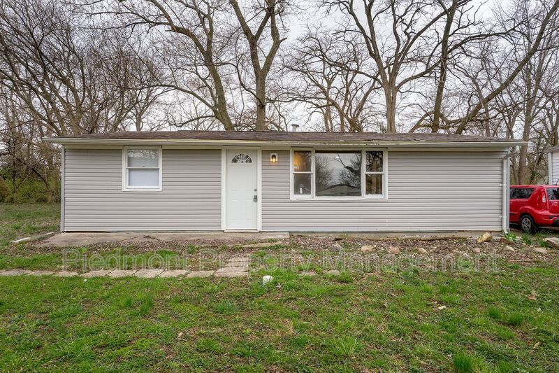 7171 E 48th St, Lawrence, IN 46226 House for Rent in Lawrence, IN