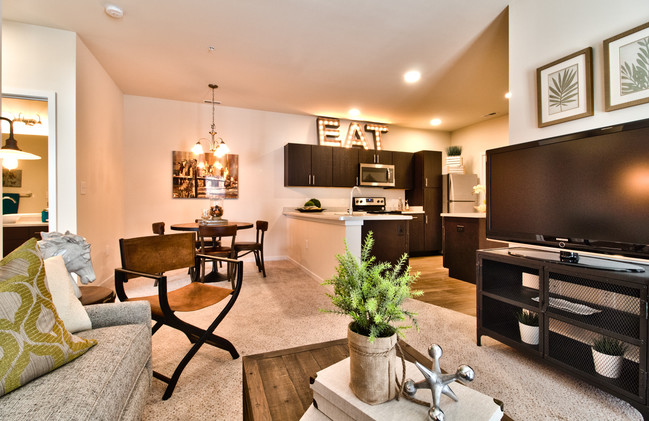 Expansive Living Room - Aventura at Maryland Oaks