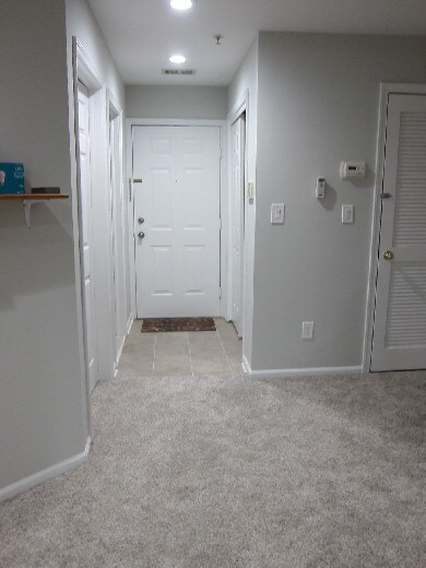 Building Photo - 1532 Waterford Dr