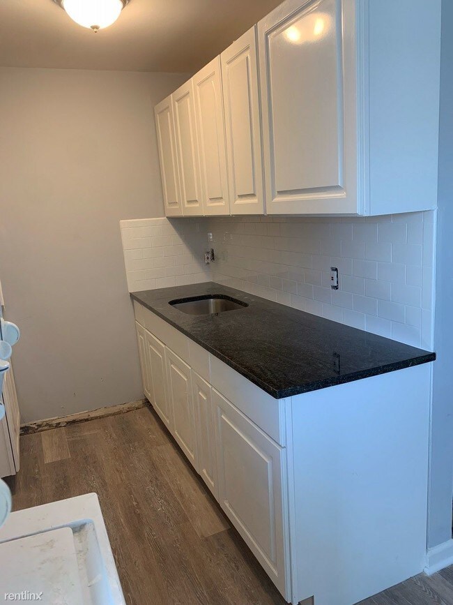 Building Photo - 2 br, 2 bath Apartment - 30 Victory St Unit 8