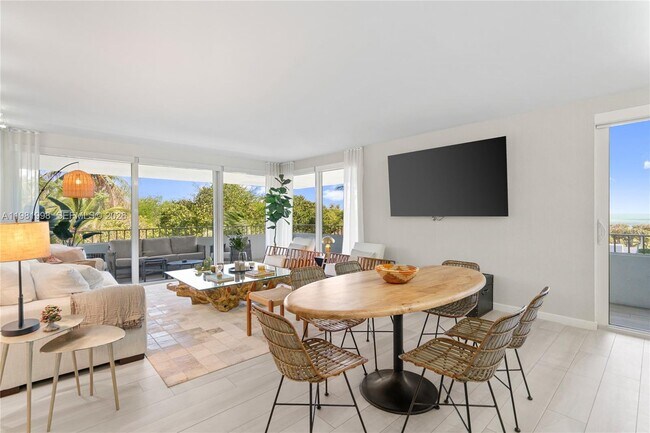 Foto del edificio - 177 Ocean Ln Dr