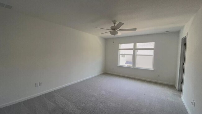 Foto del edificio - 12586 NW 7th Pl