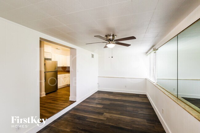 Foto del edificio - 10020 SW 37th St