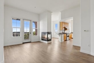 Building Photo - 88 S Broadway