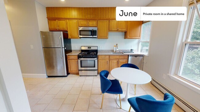 Foto del edificio - Room in Shared 3 bed/1 bath home