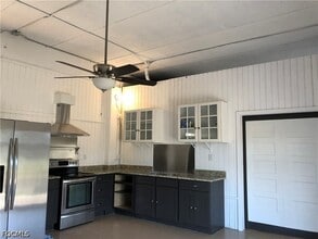 Building Photo - 13098 Ficus Tree Ln