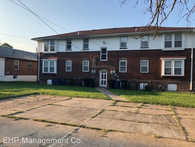 Building Photo - 6737 Julian Ave