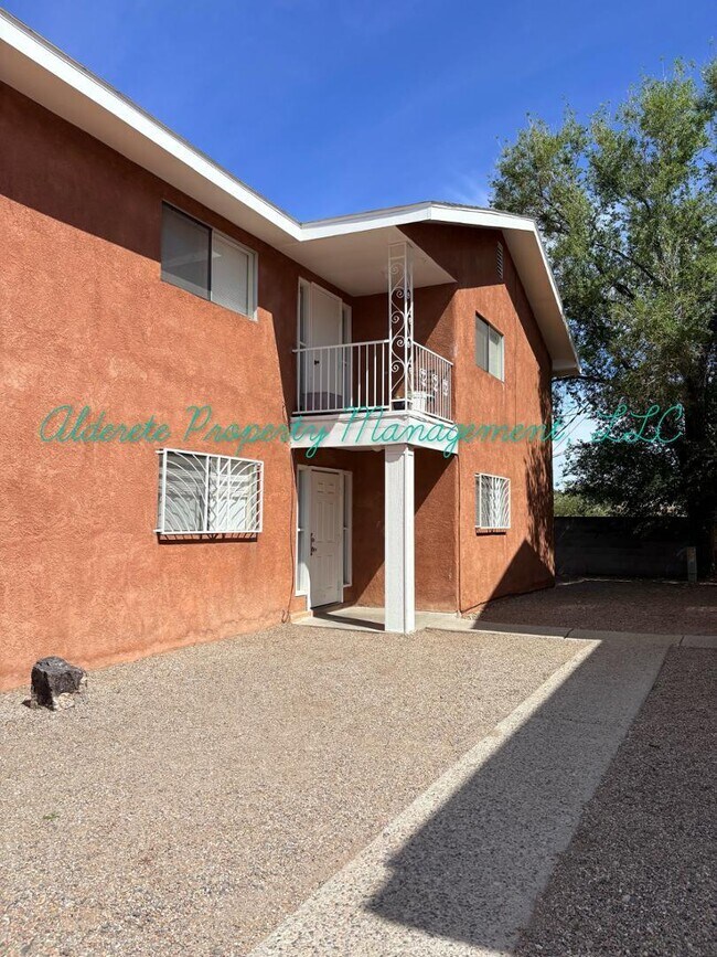 Foto del edificio - 8309 Trumbull Ave SE