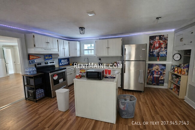 Building Photo - 52 Hayes St