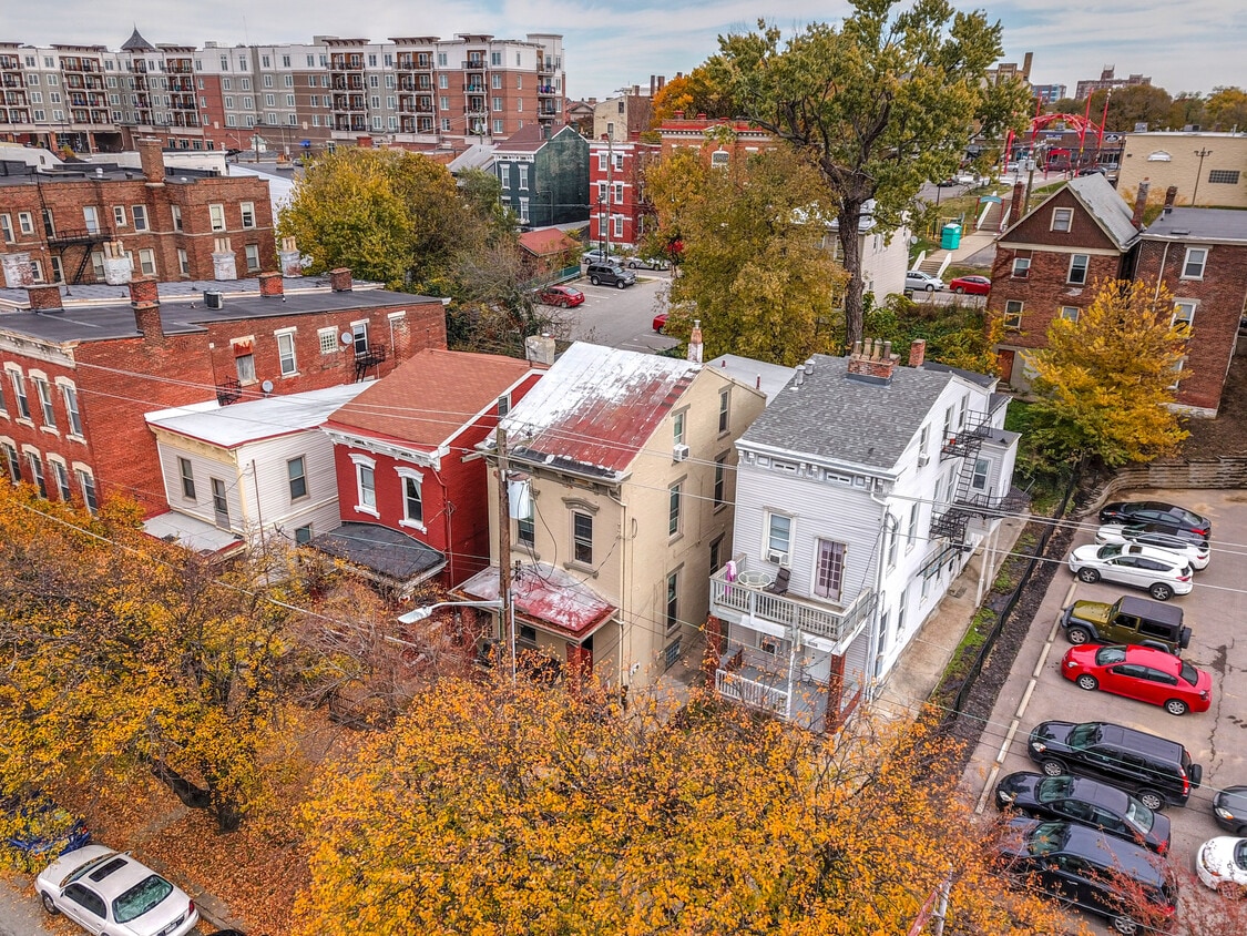 Building Photo - 2716 Jefferson Ave