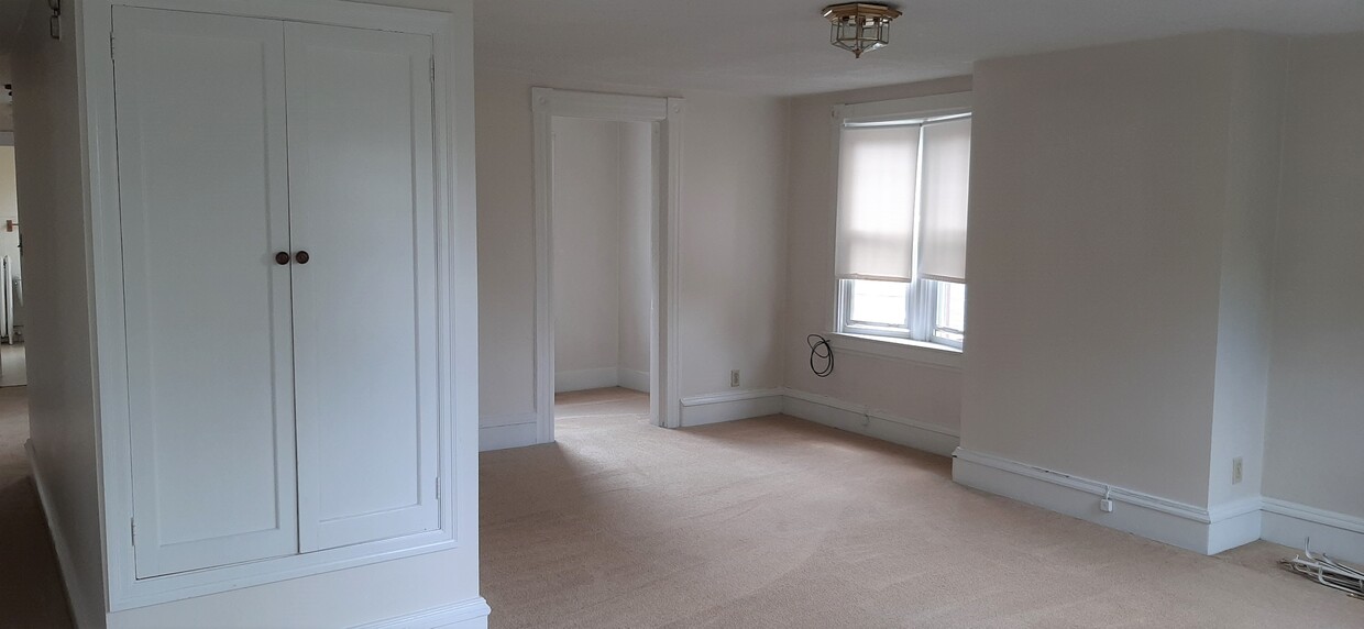Foto principal - 514 N Montgomery St