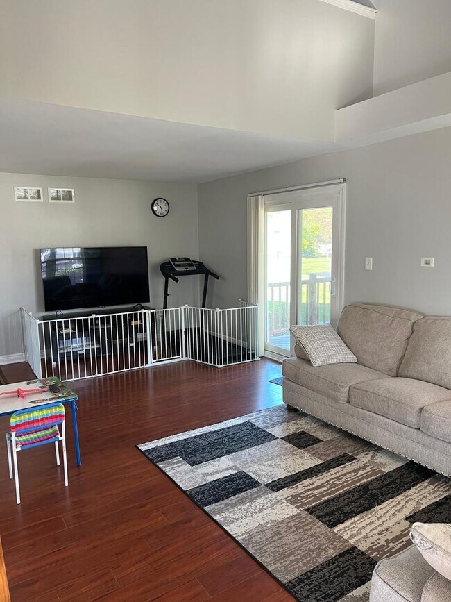 Foto del edificio - 3496 Willowview Ct