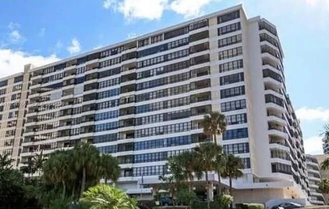 Building Photo - 500 Three Islands Boulevard