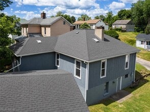 Building Photo - 118 Spring Ave
