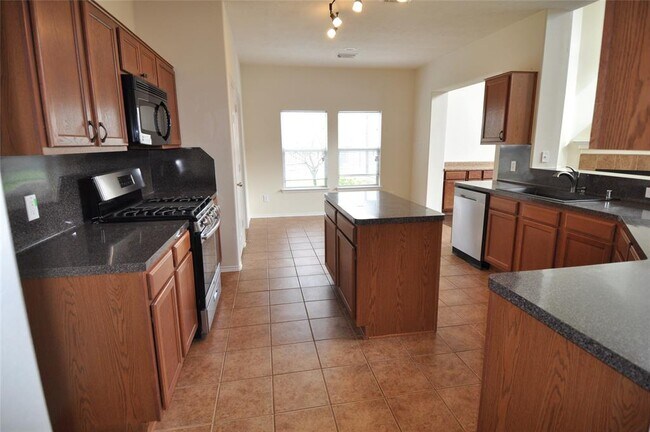 Building Photo - 2810 Harte Ct