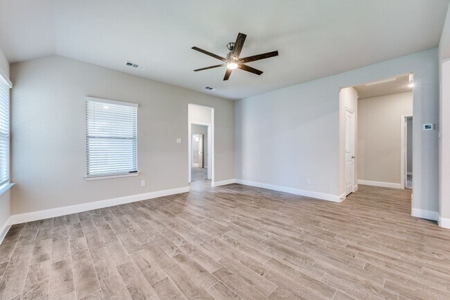 Building Photo - 910 Waterview - Prosper