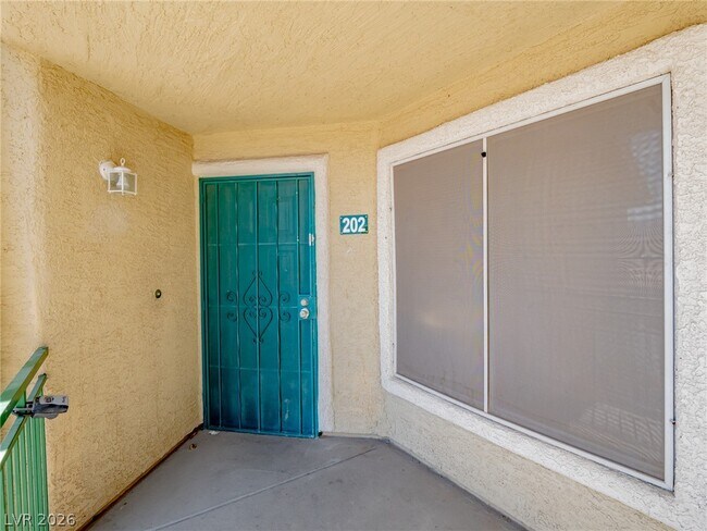 Building Photo - 1401 Linnbaker Ln