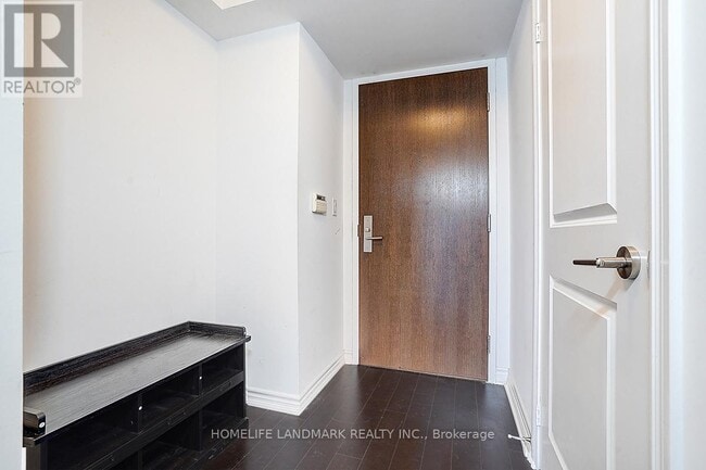 Photo du bâtiment - 386 Yonge St