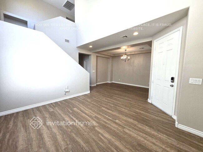 Foto del edificio - 5492 Oatfield St