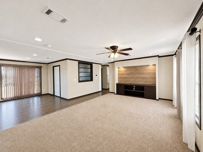 Foto del edificio - 290 Private Rd 322