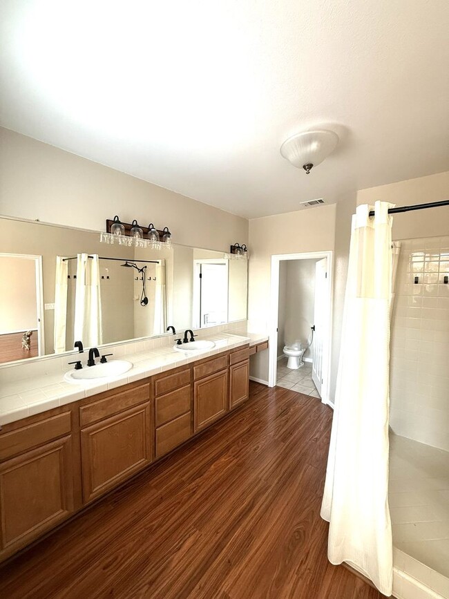 Building Photo - Coming Soon !!! Gorgeous turn key 3 bedroo...