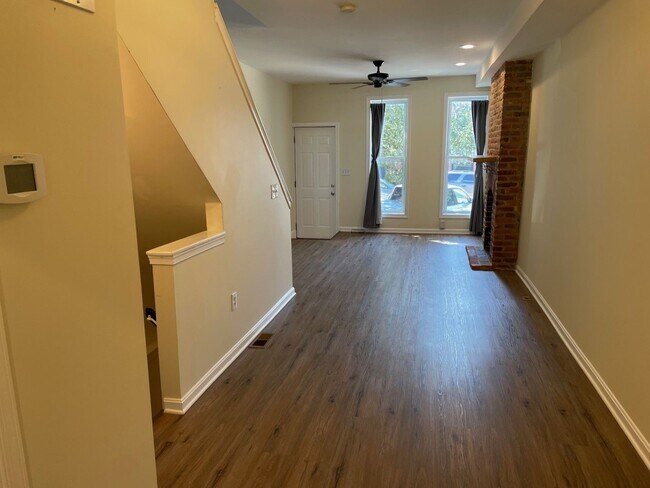 Foto del edificio - 3122 Fait Ave