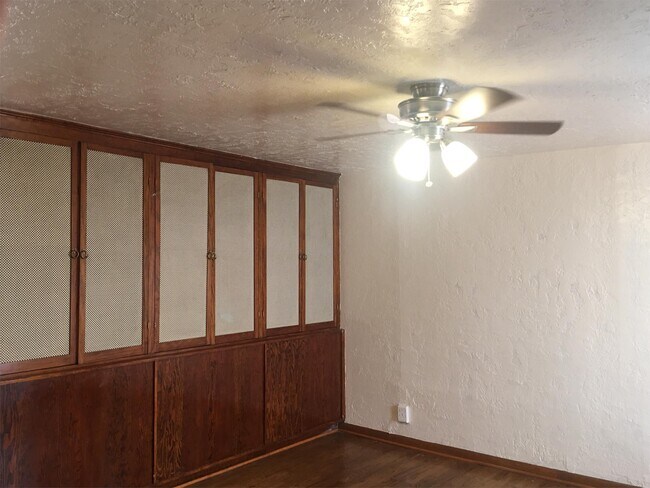 Foto del edificio - 3404 Garfield St