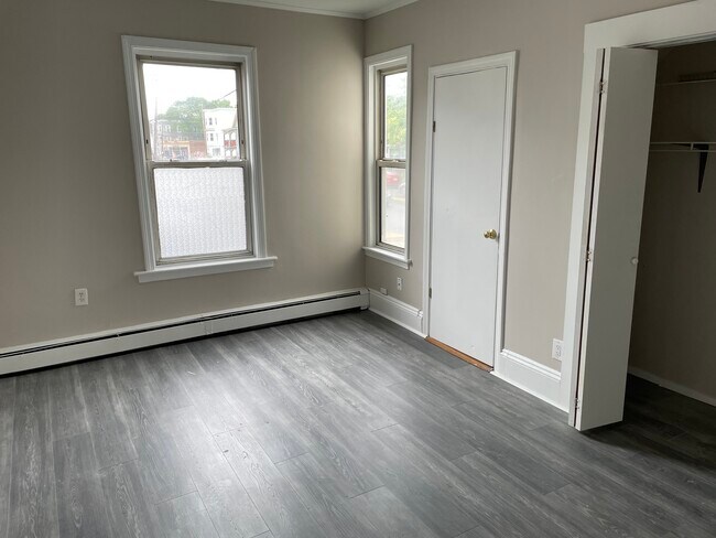 Building Photo - 159 Western Ave