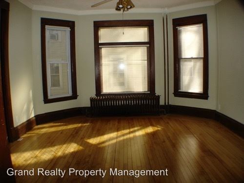 Building Photo - 4 br, 2 bath House - 2826 Polk St NE