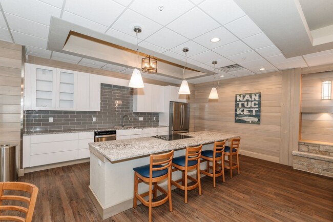 Foto del interior - West House at Foxtown + Foxtown Townhomes