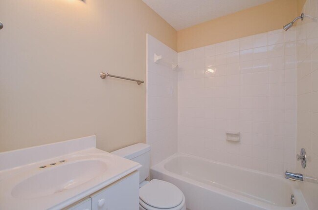 Foto del edificio - 139 Skycrest Dr
