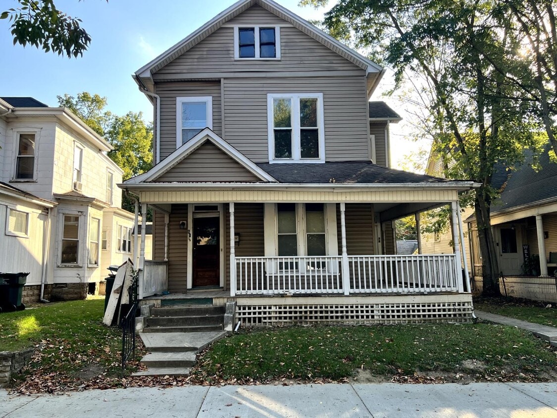 Primary Photo - 61 S 15th St