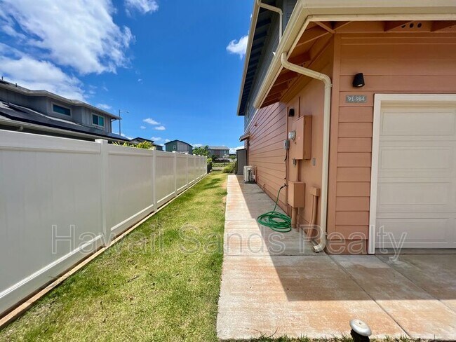 Building Photo - 91-984-984 Huaulaula Loop