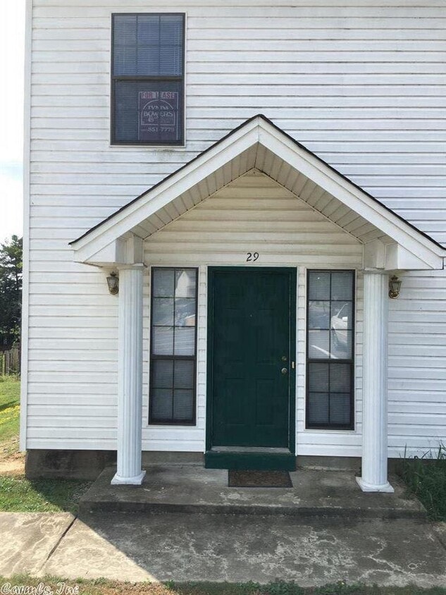 29 Edgehill Cove, Maumelle, AR 72113 Condo for Rent in Maumelle, AR