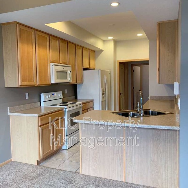 Foto del edificio - 2195 3rd Ave SW