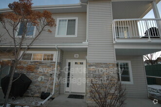 Building Photo - 420 Cranberry Way