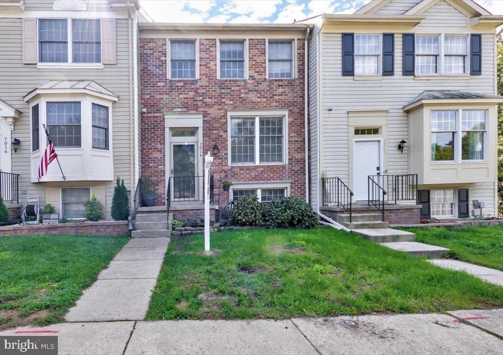 Primary Photo - 7014 Chestnut Brook Ct