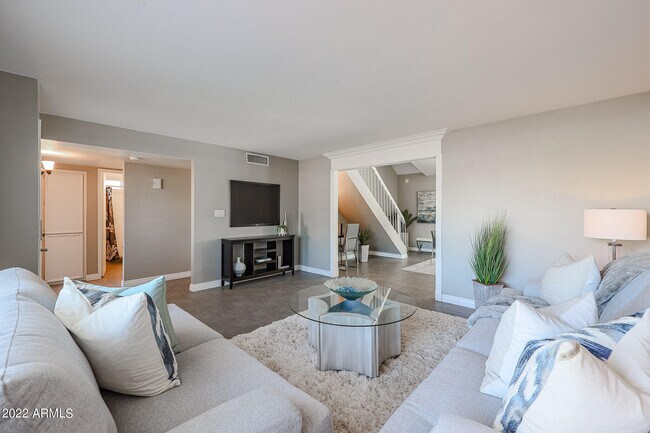 Foto del edificio - 6325 W Sunnyslope Ln