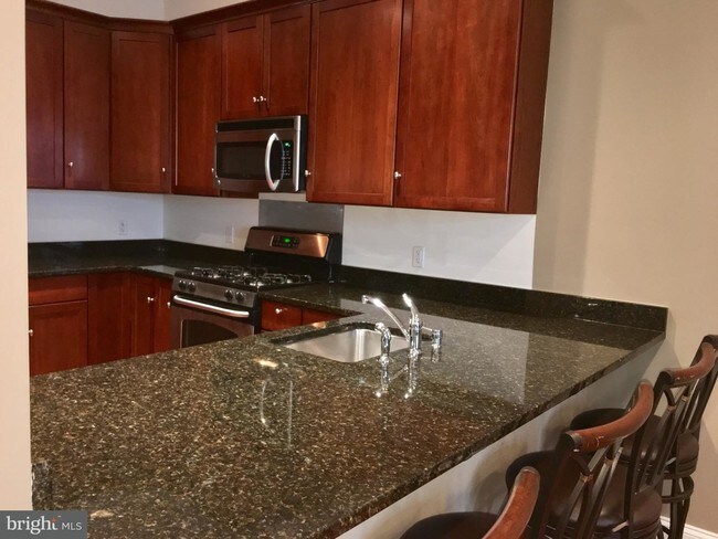 Foto del edificio - 2360 NJ-33