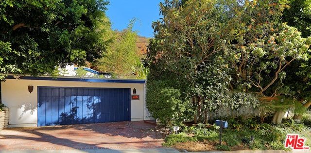 Building Photo - 8921 Wonderland Park Ave