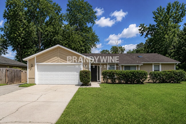 Building Photo - 8236 Weybridge Dr