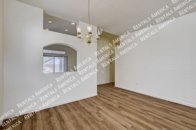 Foto del edificio - 3224 Bracknell St