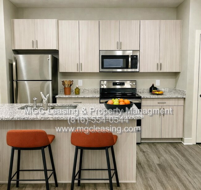Foto del edificio - 1 Bedroom Luxury Apartment in the Northland of KCMO