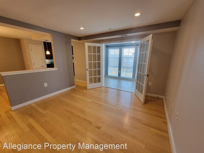 Building Photo - 1 br, 1 bath House - 4151 S. Four Mile Run...