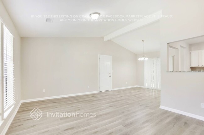 Foto del edificio - 2413 Leslie Brook Dr