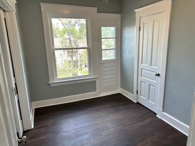1st Bedroom Alt - 2312 Kemper Ln