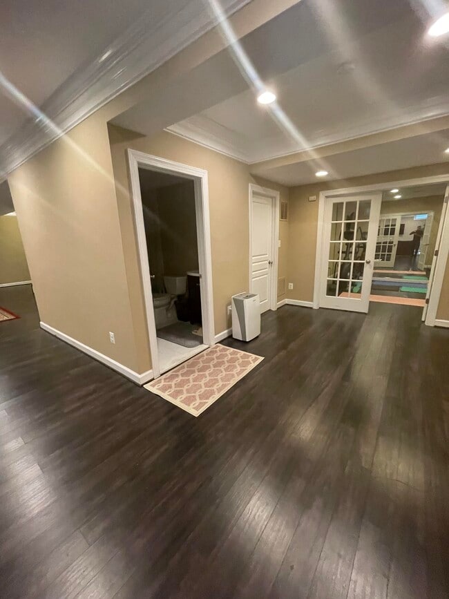 Building Photo - 25339 Kinsale Pl
