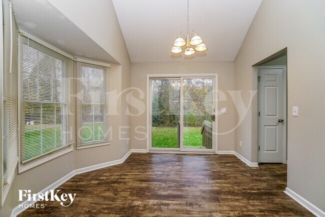 Foto del edificio - 2673 Cross Creek Ave