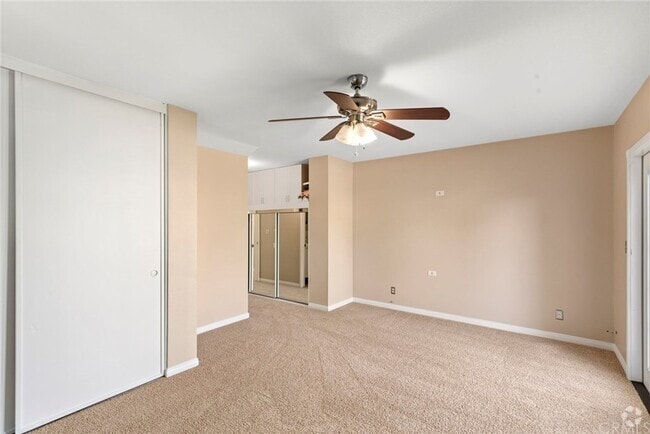 Building Photo - 1702 Larkspur Dr